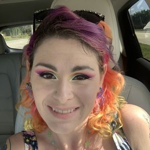 Meet your Posher, Ali